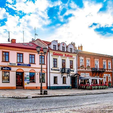 Bed and Breakfast Gosciniec Asticus Jarosław Exterior foto
