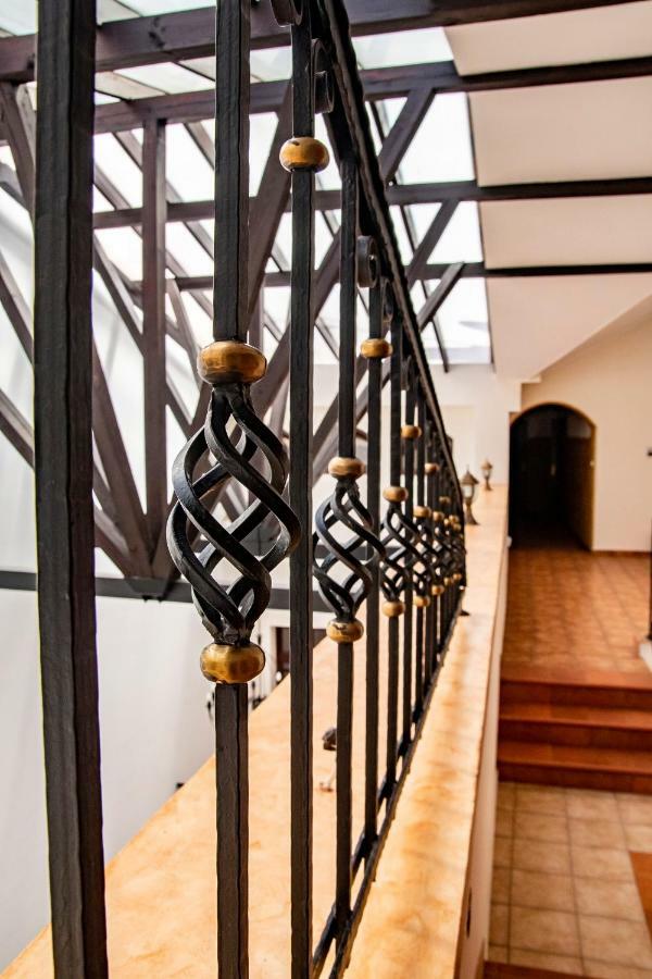 Bed and Breakfast Gosciniec Asticus Jarosław Exterior foto